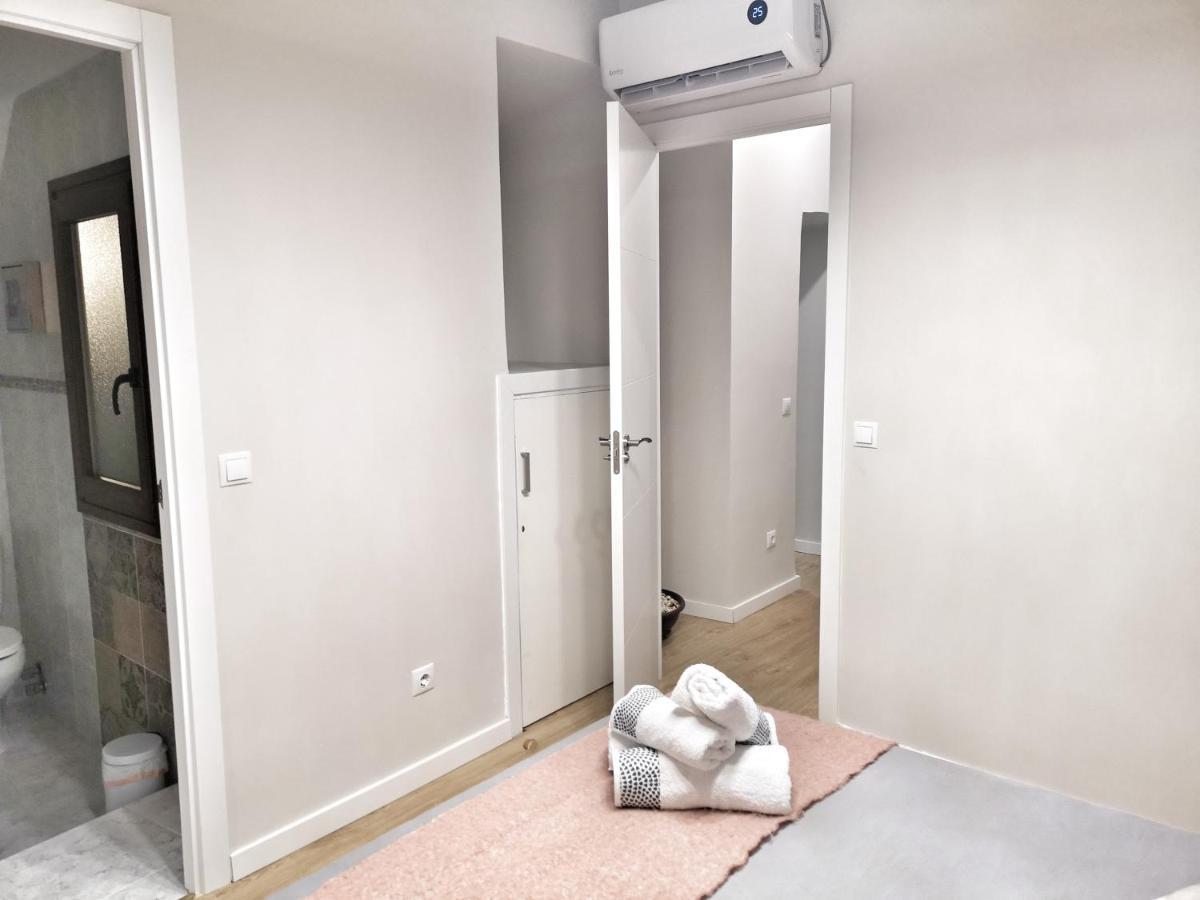 Apartamento Ilarcuris Con Patio Privado Toledo Luaran gambar