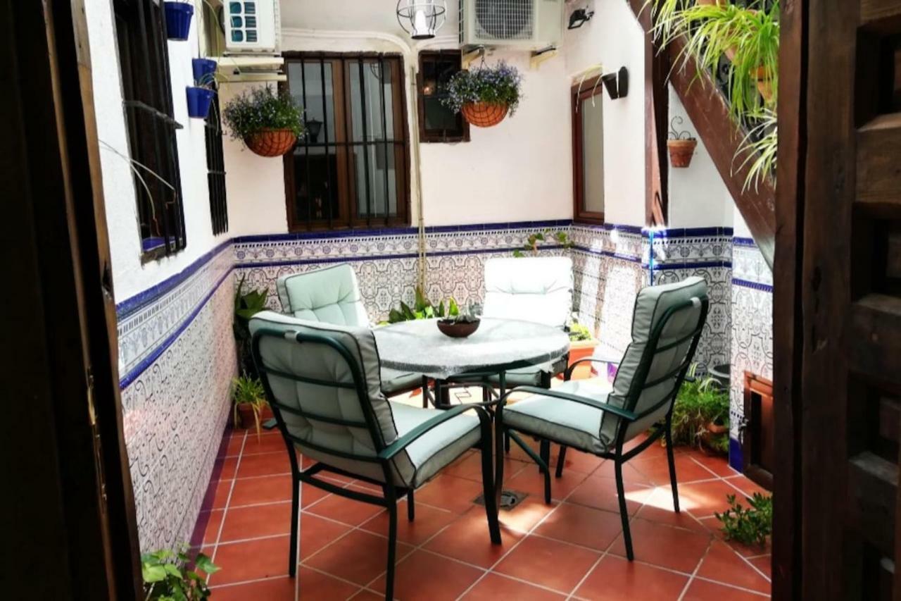 Apartamento Ilarcuris Con Patio Privado Toledo Luaran gambar