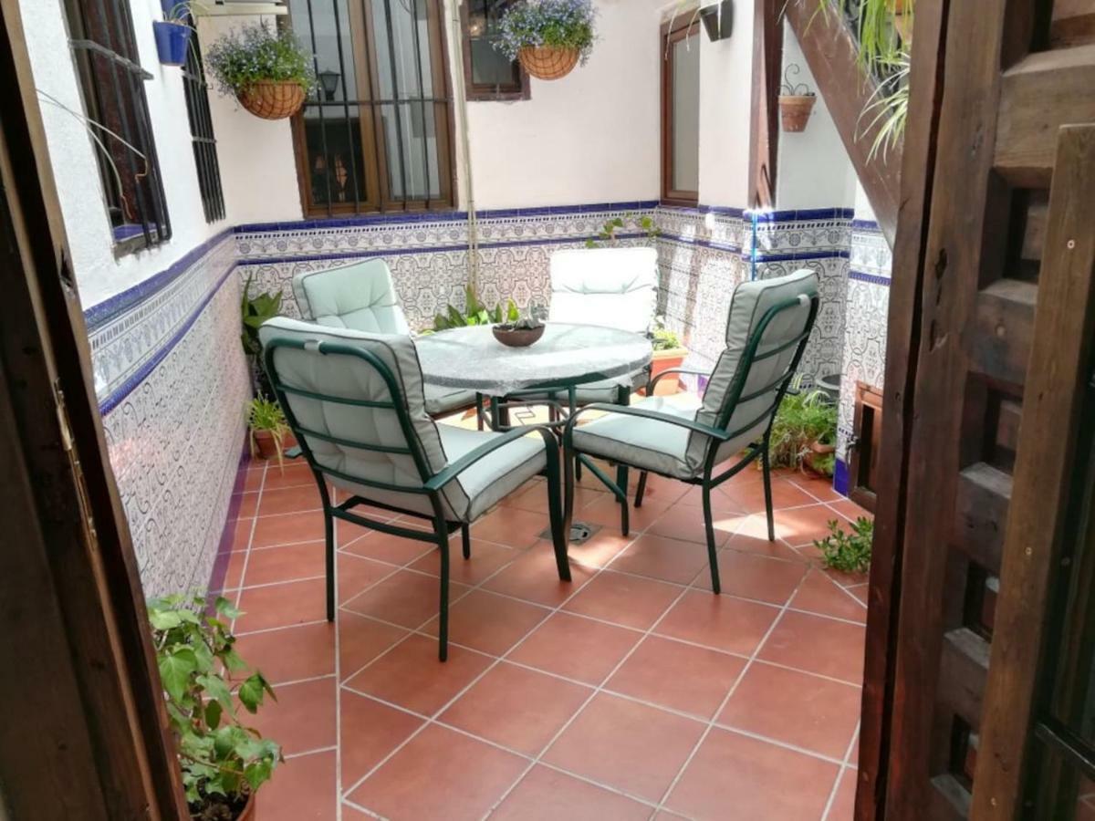 Apartamento Ilarcuris Con Patio Privado Toledo Luaran gambar