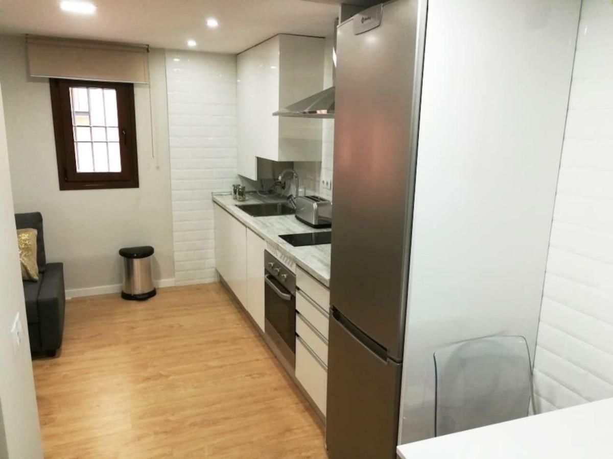 Apartamento Ilarcuris Con Patio Privado Toledo Luaran gambar